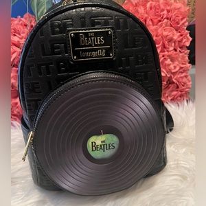 "Beetle" purseback
